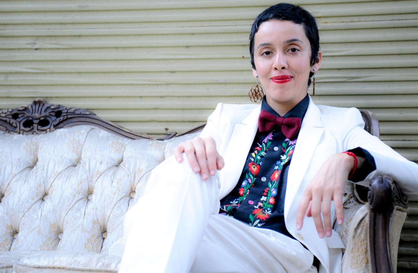 This image shows the cover art for Edna Vazquez's album, "Te Esperaba."